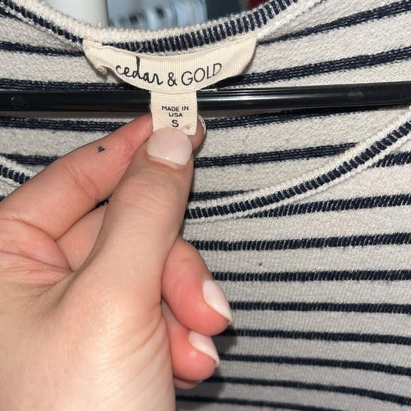 Size small striped terry dress with button detail - Picture 3 of 4